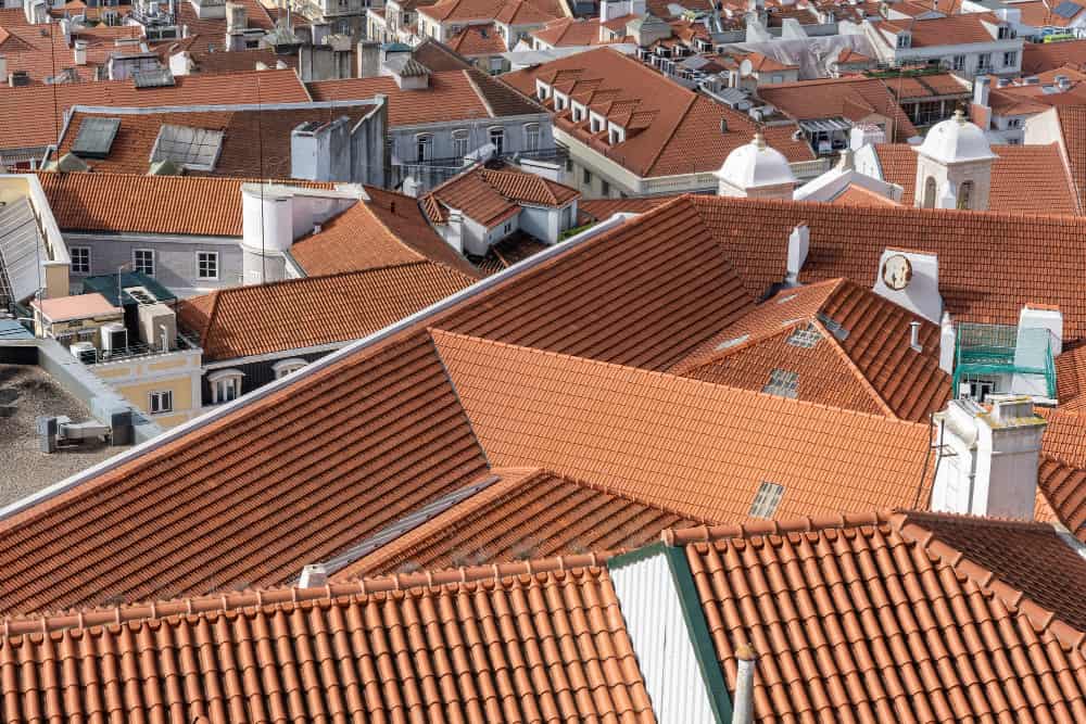 Vantagens das telhas de cerâmica: por que optar por este material?