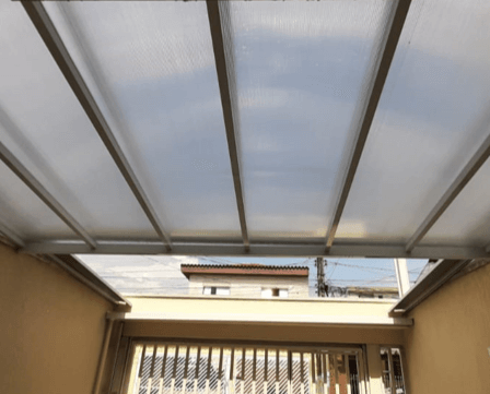 Coberturas retráteis para piscina: proteção total com pouco investimento